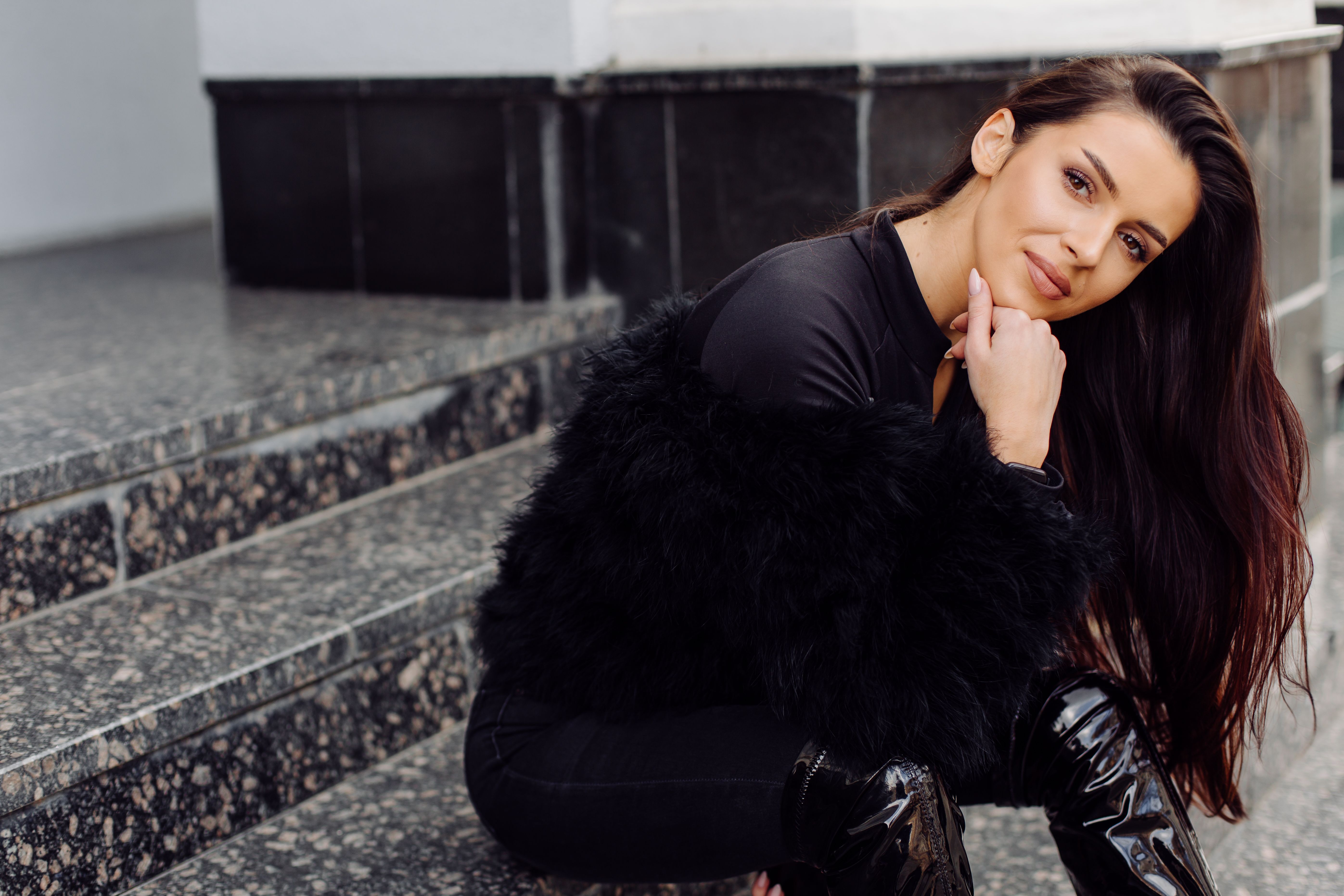 cropped fur jacket style 
