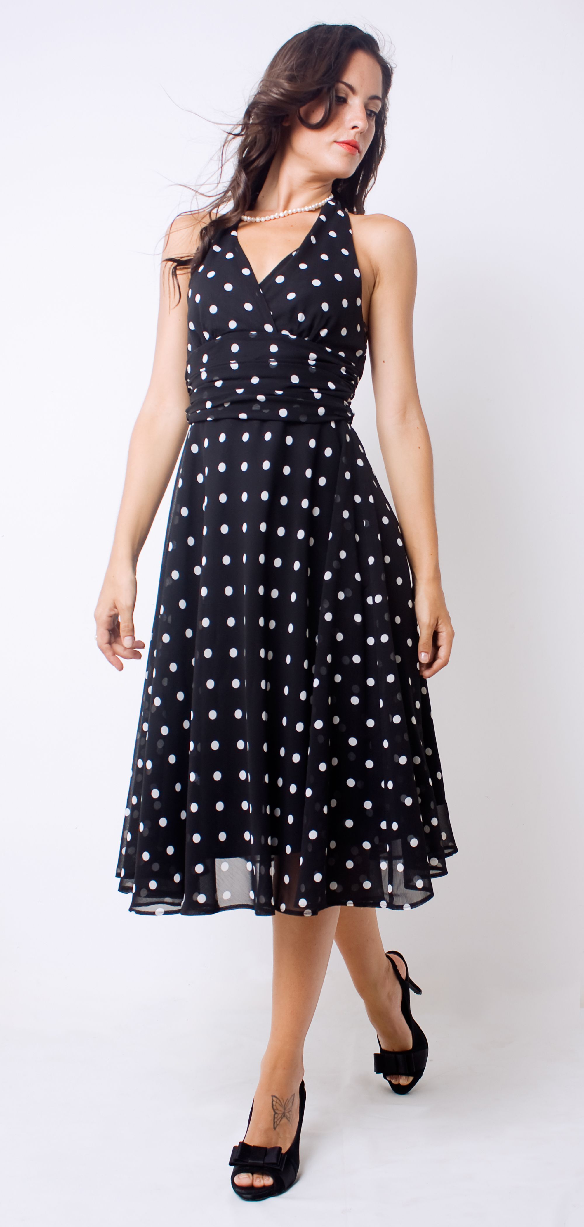black and white polka dot 